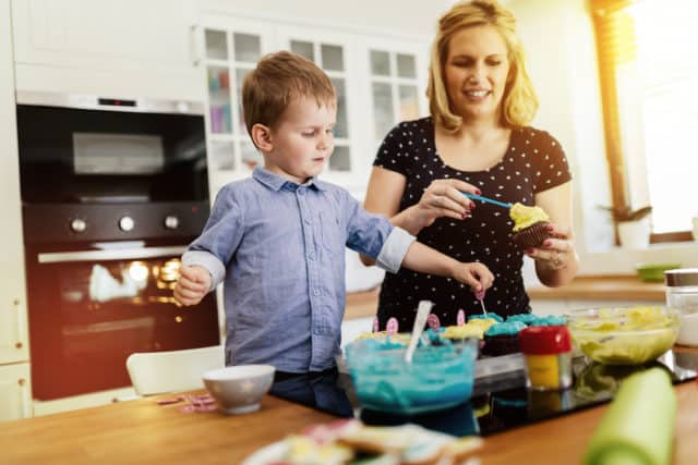 Cooking together on a glass-ceramic cooktop. Easy clean-up with EuroKera.